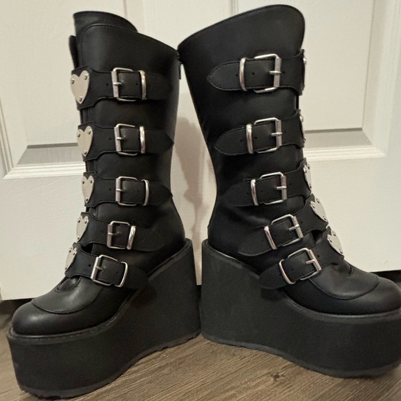 Demonia | Swing-230 Platform Boots - Picture 5 of 7